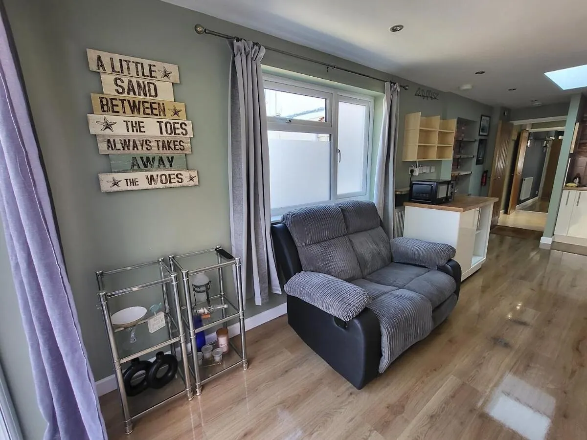Modern One-Bed Flat With Patio Apartment Bournemouth United Kingdom